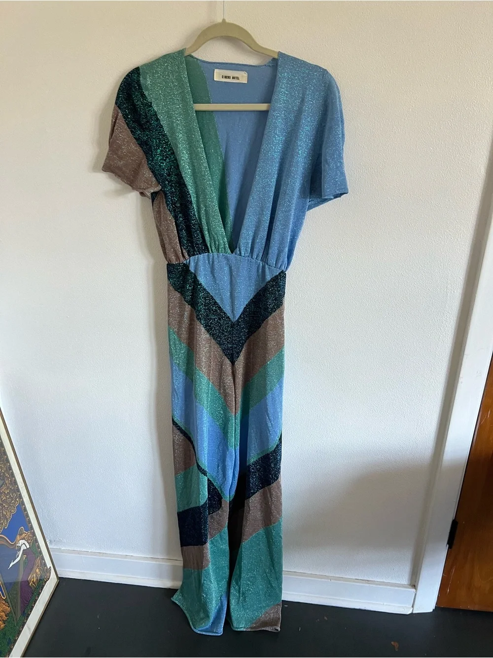 Circus Hotel Chevron Stripe V-Neck Jumpsuit in Blue and Teal, size 38